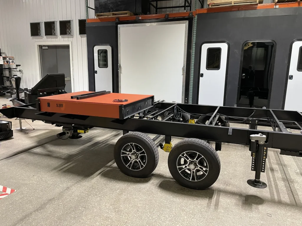 Lippert hydraulic leveling system trainers